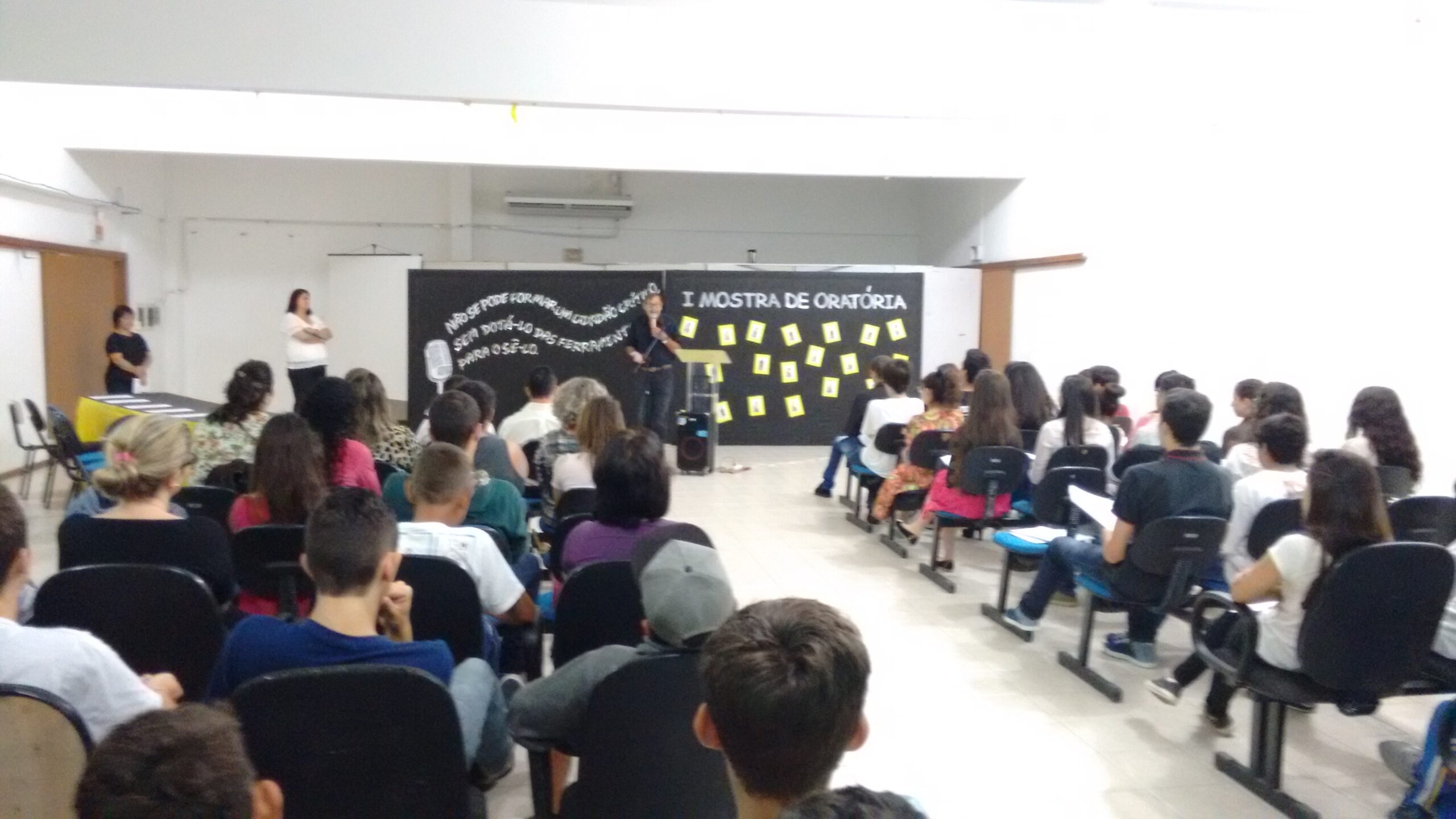 You are currently viewing Escola Maria Linhares de Souza realiza I Mostra de Oratória