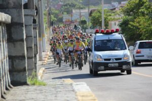 Read more about the article Ciclismo Movimenta Costa Verde e Mar