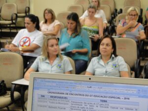 Read more about the article GT de Educação Especial estabelece plano de estudos para aperfeiçoamento da área