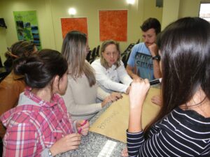 Read more about the article Formação auxilia equipes intersetoriais com Plano dos Direitos de Crianças e Adolescentes