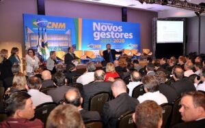 Read more about the article Prefeitos eleitos e reeleitos participam em Brasília de “Seminário Novos Gestores”