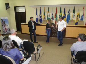 Read more about the article Prefeitos e Saúde debatem principais demandas dos hospitais na região da AMFRI