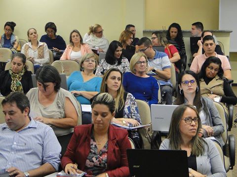 You are currently viewing Equipes técnicas fazem formação sobre Planos Municipais de Educação