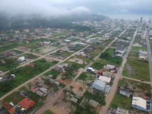 Read more about the article Chuva intensa e continua afeta toda região da Foz do Rio Itajaí