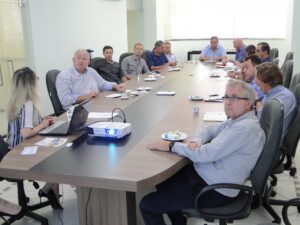 Read more about the article Prefeitos conhecem primeiras ações da assessoria em Concessões e PPPs