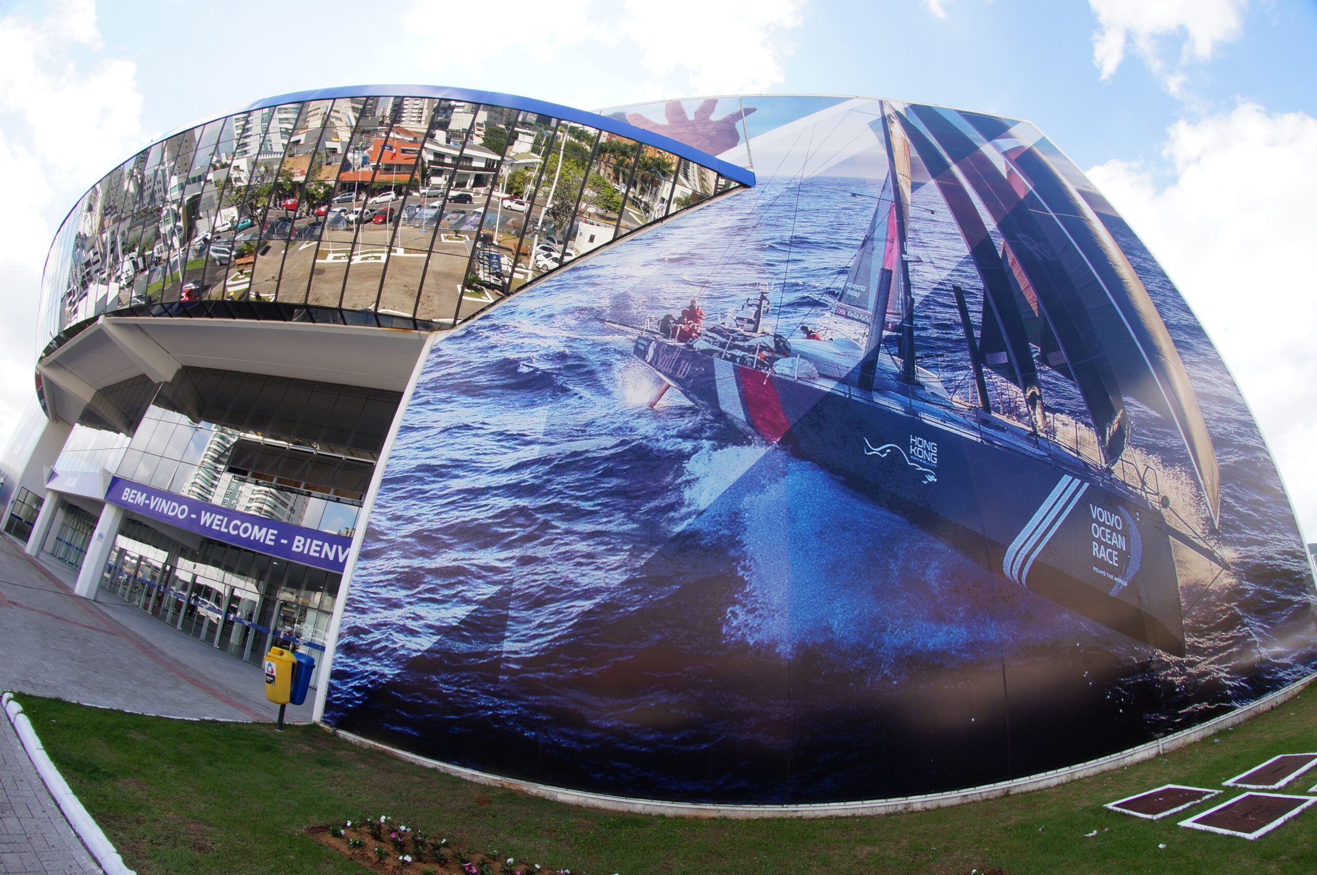 You are currently viewing Aberta oficialmente a etapa da Volvo em Itajaí com muitas atrações na Vila da Regata