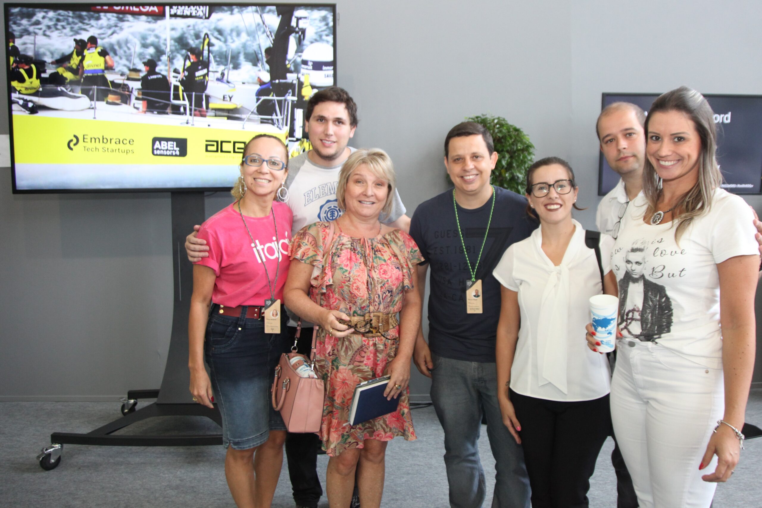 You are currently viewing Cogecom conhece estrutura de Comunicação da Volvo Ocean Race em Itajaí