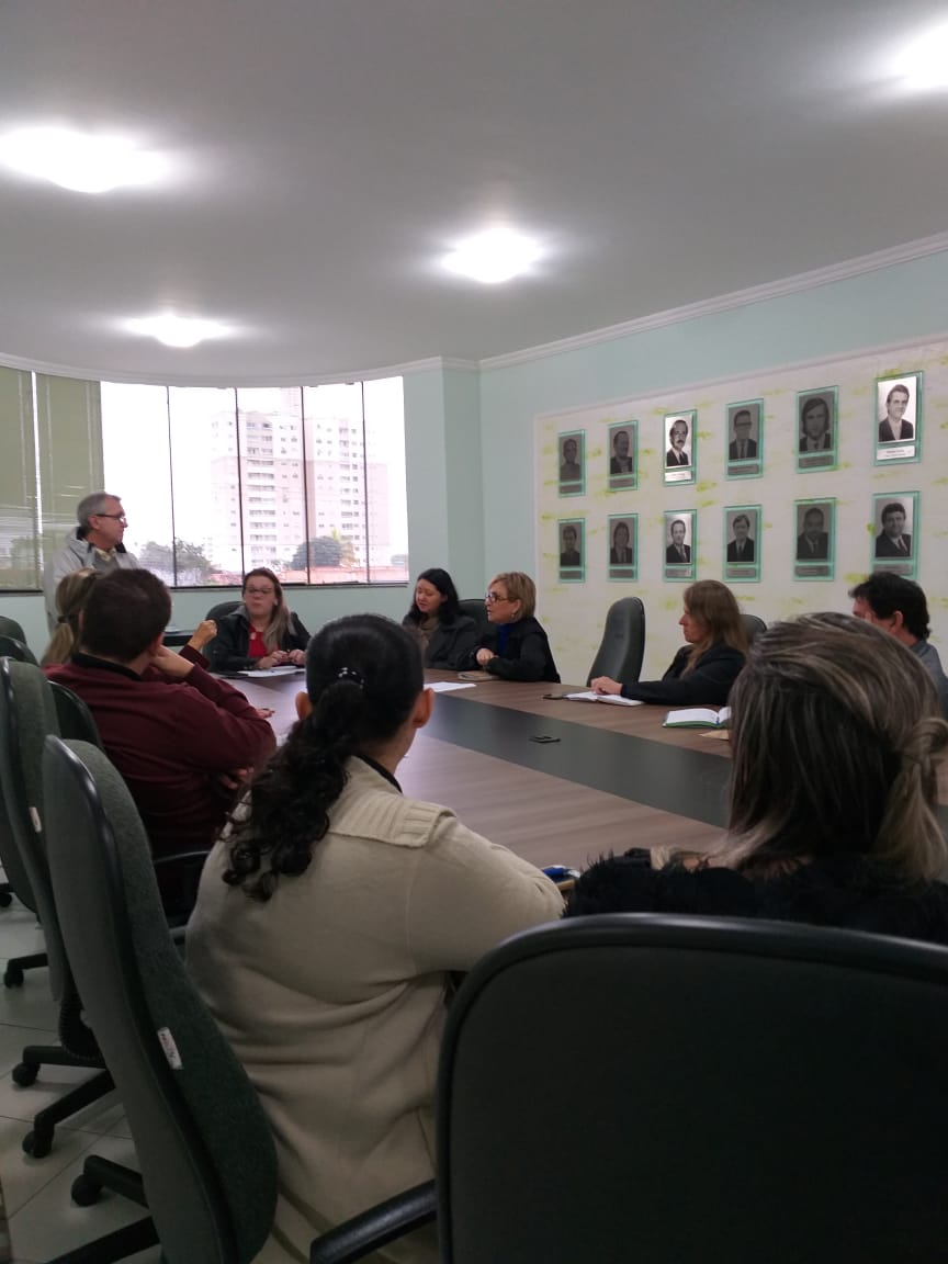 You are currently viewing Membros do colegiado são orientados para conferência da assistência social