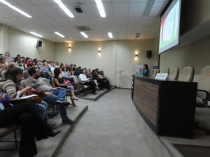 Read more about the article Roda de Conversa sobre Escuta Especializada e Depoimento Especial reuniu 82 pessoas na AMFRI