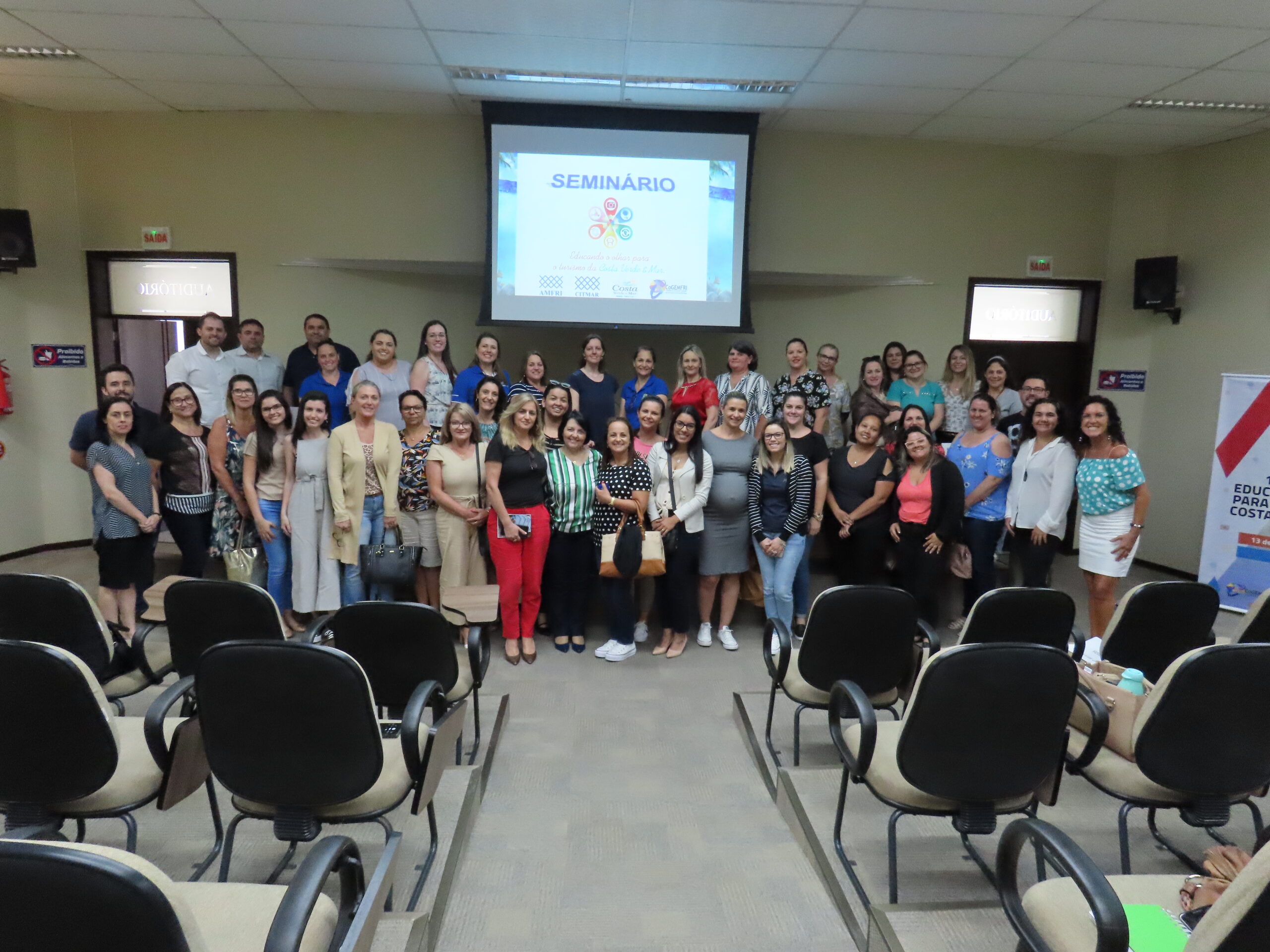 You are currently viewing Seminário “Educando o Olhar para o Turismo da Costa Verde & Mar” delibera pela inclusão da temática do Turismo no Currículo do Ensino Fundamental