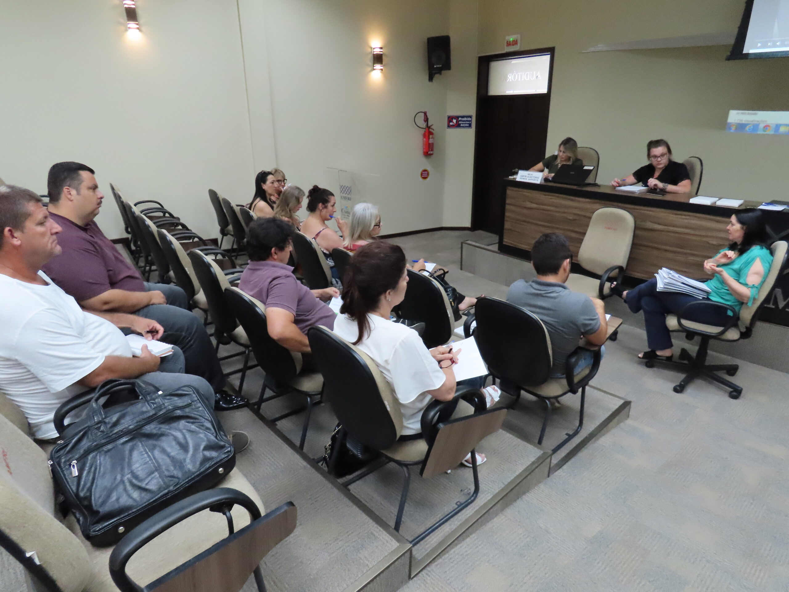 You are currently viewing Colegiado de Assistência Social recebe Conselheiro Nacional da Juventude em reunião