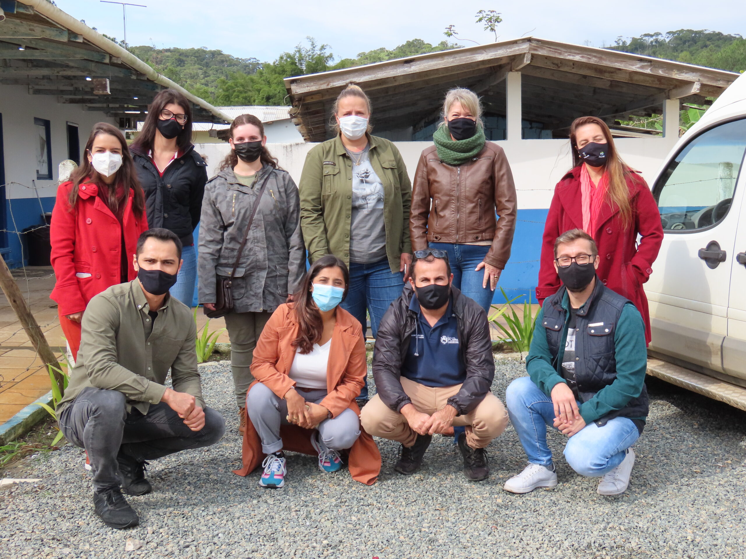 You are currently viewing GT de Proteção e Bem-Estar Animal da AMFRI realiza visita técnica Unidade de Atendimento Provisório de Animais de Itajaí