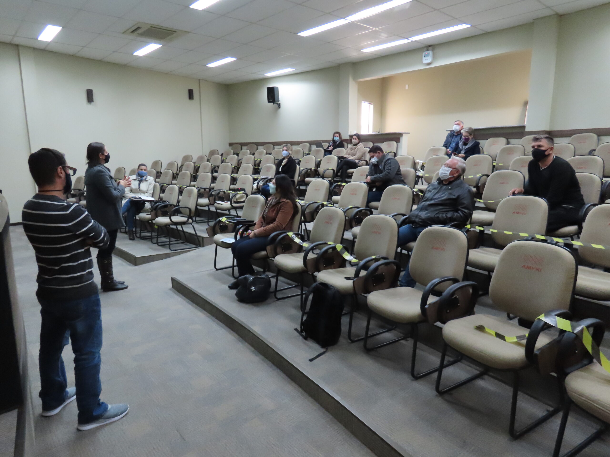 You are currently viewing Colegiado de Turismo da AMFRI realiza reunião mensal na sede da associação