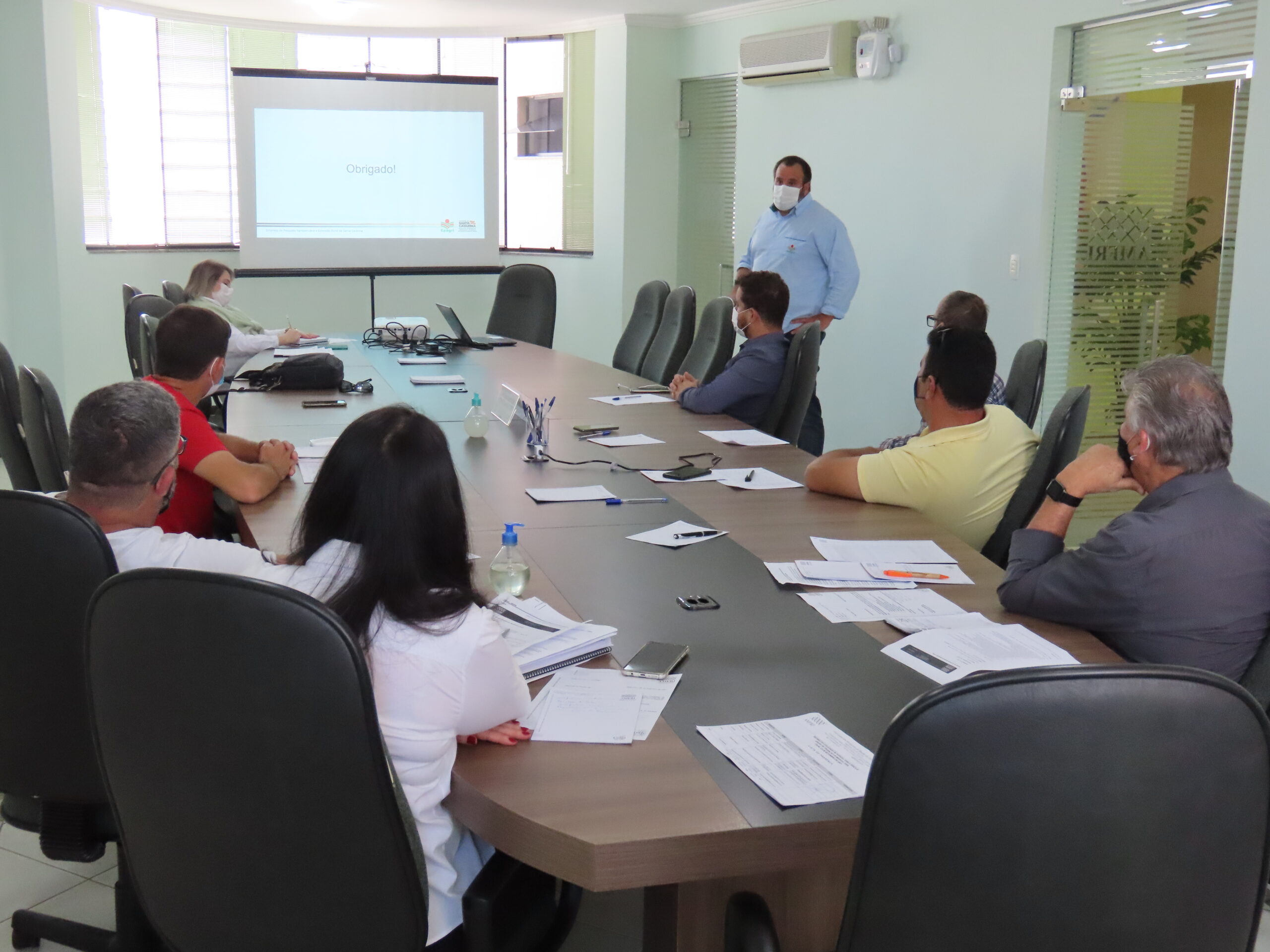 You are currently viewing Colegiado de Agricultura e Pesca discute reordenamento da maricultura na região