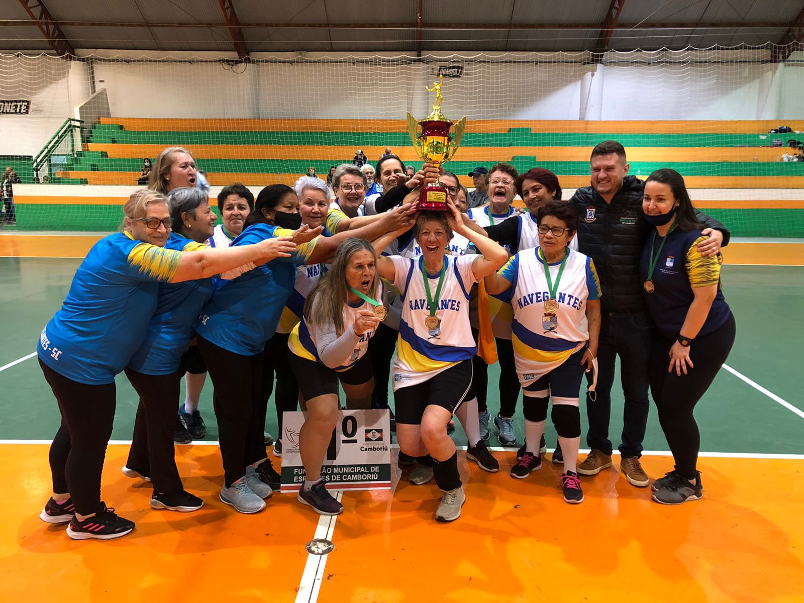 You are currently viewing Camboriú e Navegantes conquistam primeiro lugar no vôlei masculino e feminino nesta quarta-feira (6)