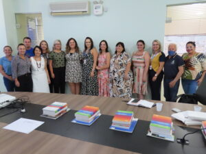 Read more about the article Colegiado de Educação da AMFRI debate regulamentação do Transporte Escolar na região e estuda as legislações vigentes do setor