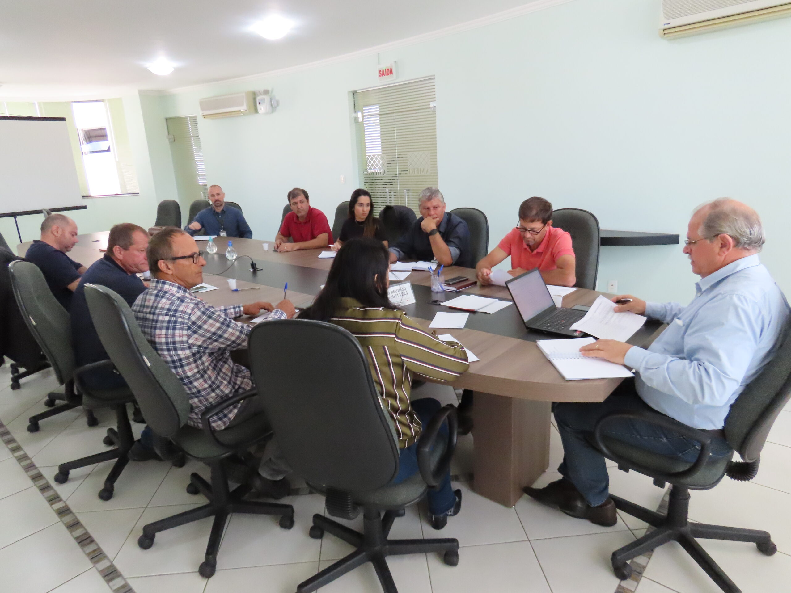 You are currently viewing Colegiado debate Programas do Governo do Estado com Diretor da Secretaria da Agricultura, da Pesca e do Desenvolvimento Rural de Santa Catarina