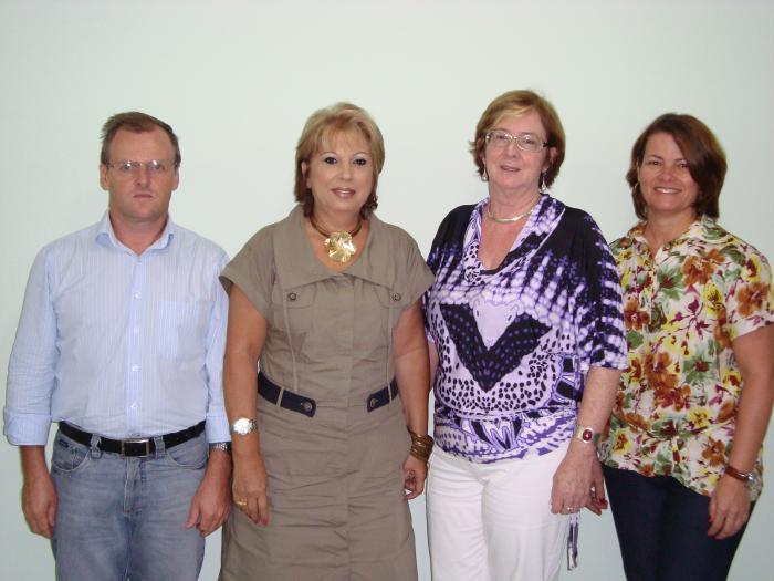 You are currently viewing Secretária de Porto Belo é a nova presidente do Colegiado de Educação