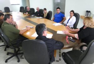 Read more about the article Colegiado de Controladores Internos debatem leis do setor