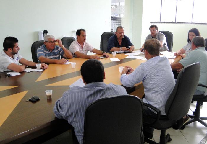 You are currently viewing Colegiado de Agricultura e Pesca continua debate sobre Consórcio