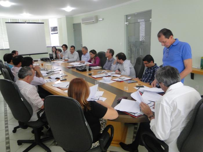 You are currently viewing Prefeitos realizam última Assembléia Geral de 2013