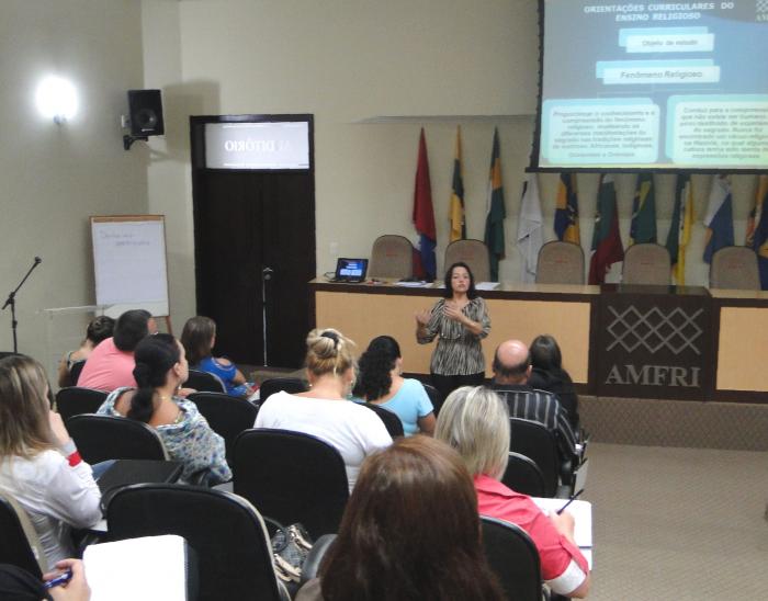 You are currently viewing Grupo de Trabalho do Ensino Religioso Escolar realiza sua primeira reunião