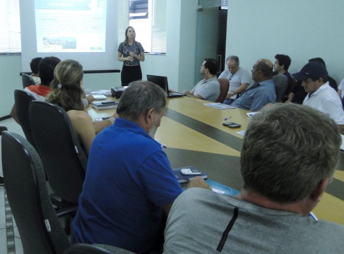 You are currently viewing Colegiado de Agricultura e Pesca conhece Programa sobre economia para embarcações pesqueiras