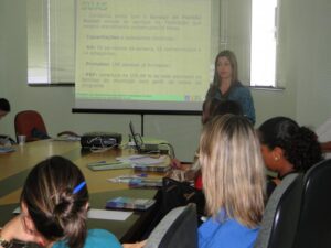 Read more about the article Colegiado de Assistência Social conhece programa Família Acolhedora