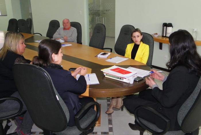 You are currently viewing AMFRI oportuniza debate regional sobre Coordenação de CRAS