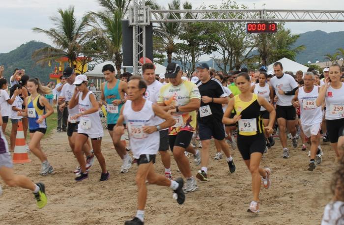 You are currently viewing Mais de 400 atletas participam da 5ª Corrida Rústica na Praia de Navegantes