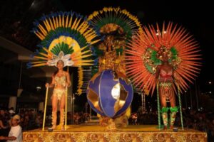 Read more about the article Imperador é a campeã do Carnaval 2013 de Itajaí com 87,2 pontos