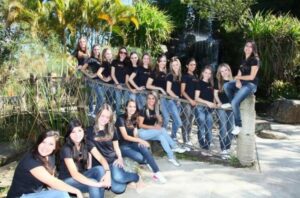 Read more about the article Candidatas a Rainha da 31ª Festa Nacional do Colono de Itajaí fazem último ensaio