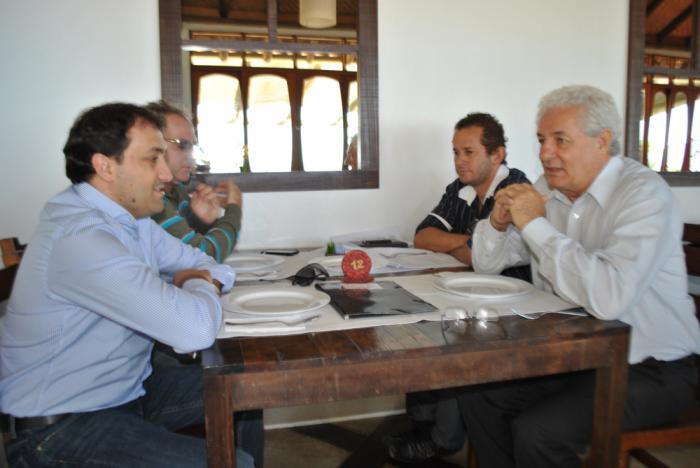 You are currently viewing Prefeito de Penha articula com João Matos encontro de trabalho em Brasília