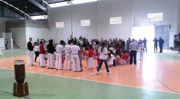 You are currently viewing Camboriú sedia Festival Infantil de Capoeira