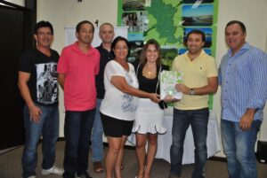 Read more about the article Penha recebe Plano Municipal de Cultura da AMFRI e EGEM